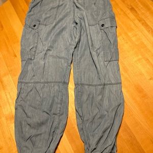 Sweaty Betty Cropped Chambray Cargo Pants